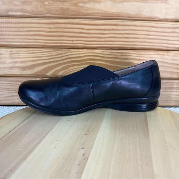 Dansko Women's 41 EU Black Leather Closed Toe Slip On Loafer Casual Comfort Shoe - Picture 8 of 13